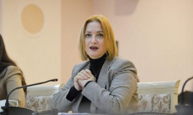 Denaj: Orientimi drejt kurseve profesionale në bazë të kërkesave të tregut të punës