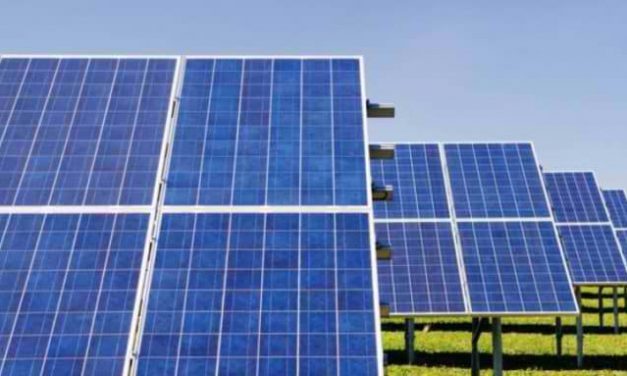 Fier/ Priten të ndërtohen dy impiante të mëdhenj, centrale diellorë në zonën e Sheq-Marinasit