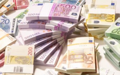 Euro pritet të shkojë më pak se 100 lekë