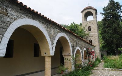 Kisha e Shën Kollit në Mesopotam, historia dhe trashëgimia e saj