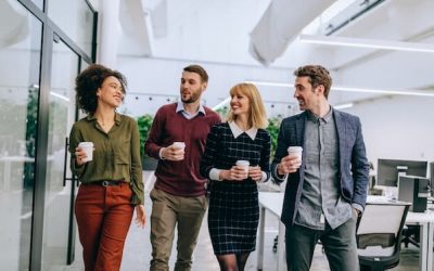 7 gabimet që duhet të shmangni kur flisni me dikë