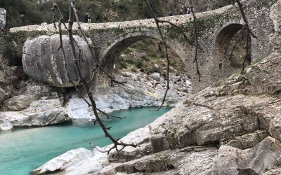 Turizmi në Brataj, ura veneciane tërheq vizitorë të shumtë vendas dhe të huaj
