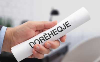 Shtatë gabimet e liderëve që i bëjnë njerëzit të largohen nga puna