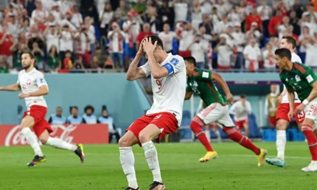 Ochoa heroi i ndeshjes, Meksika barazon me Poloninë