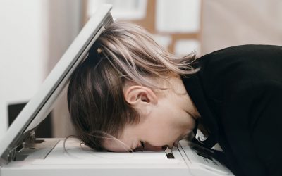 Nëse urreni punën tuaj , ndiqni këto këshilla të dilni nga ky “kurth”  që ju vret mendjen