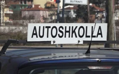 Autoshkollat në protestë, shkak bëhen tarifat e reja për pajisjen me patentë