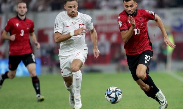 Shqipëria “me një këmbë” ne Euro 2024, mundin Polonin 2-0
