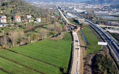 Shqipëria nënshkruan marrëveshjen me BERZH për hekurudhën Vorë-Hani i Hotit