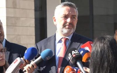 Klosi: Nisim fazën e tretë të rienergjizimit – Më 12 maj zgjedhje të brendshme në PS