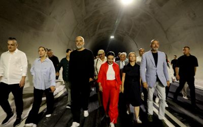 Rama inauguron hapjen e tunelit të Llogorasë