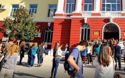 Zbardhet vendimi, sa do të jetë mbështetja financiare për studentët ekselent