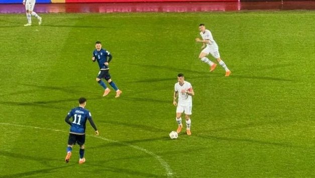 U vërshëllye sa herë prekte topin në Prishtinë, reagon Granit Xhaka