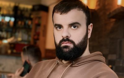 ​”Pseudo-aktor” vs “Pseudo-profesor”/ Degradon keq përplasja Gashi-Latifi