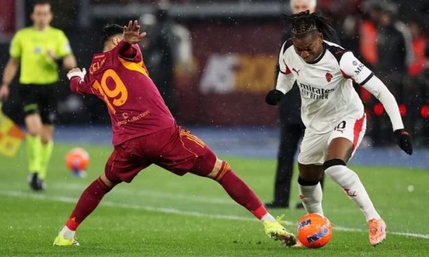 Nuk ka fitues në “Olimpico”, Milani ndalet nga Roma dhe e sheh Interin 5 pikë larg