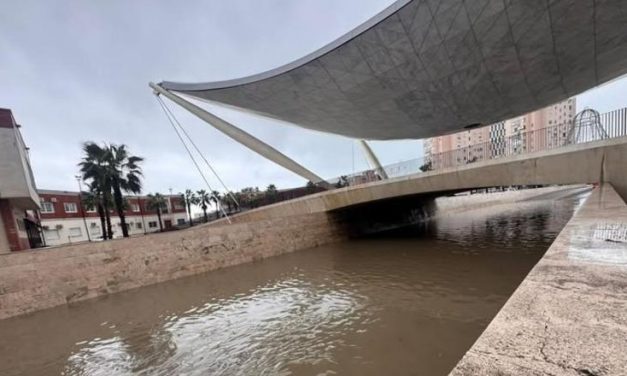 Përmbytjet në Durrës: Google Maps aktivizon ikonën e alarmit. Çfarë po ndodh?