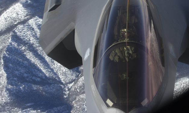 Si e ndoqi Donald Trump operacionin “Absolute Resolve” live nga Mar-a-Lago