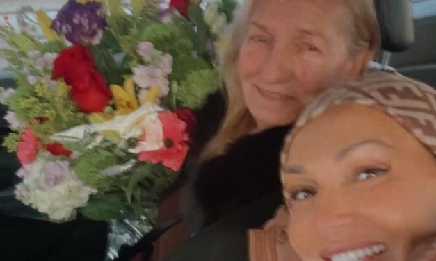 Në betejën me sëmundjen, e ëma i shkon në vizitë Antigonë Ramosajt