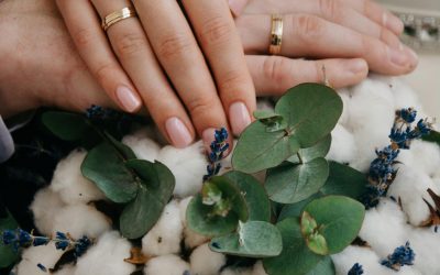 Martesa për ‘sy e faqe’ – trendi më i ri mes vajzave dhe djemve shqiptarë