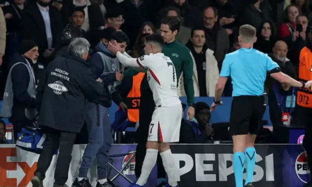 PSG-Chelsea, UEFA hap hetimet për Pedro Neton, shtyu mbledhësin e topave