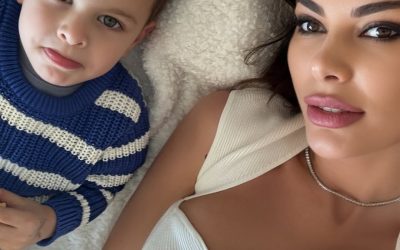 Angela emocionon me fjalët si nënë për djalin e saj