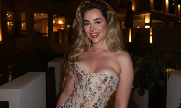 Fansja e emocionon Elijonën me dhuratën e rrallë