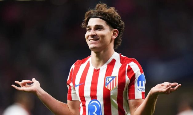 E bujshme/ Barcelona nuk ndalet në merkato! Pas Anthony Gordon, katalanasit hapin “thesin” për Julian Alvarez