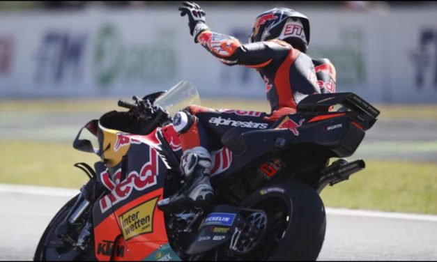 MotoGP në Barcelonë, Pedro Acosta fiton pole position, rrëzohet Bezzecchi