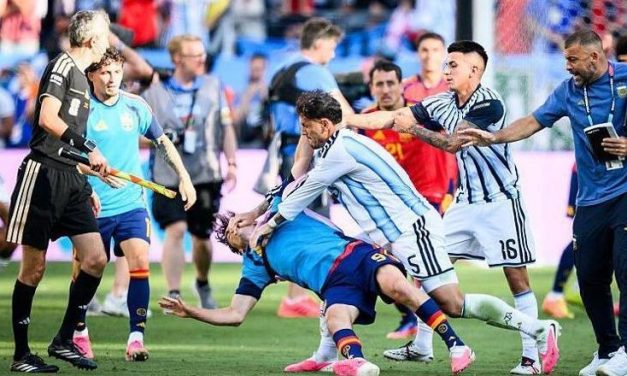 Pezullime masive dhe stadium me kapacitet të reduktuar, FIFA dënon Argjentinën pas përplasjeve në finalen e Kupës së Botës 2026